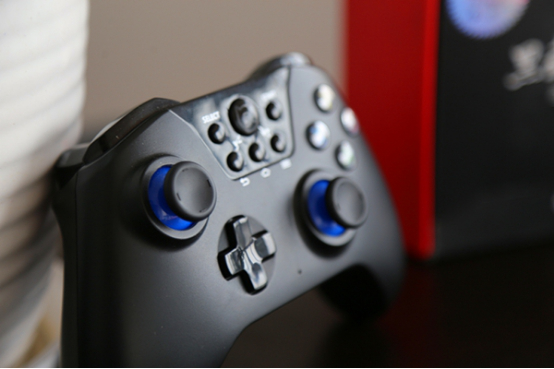 飞智手柄x9et pro测评:让操控适配更简单