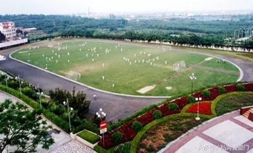 厦门10大贵族小学曝光！最贵18万！我只配给孩子拎包……