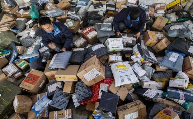 双11过后大量快递员辞职，就算月薪上万也要辞职，原因很现实！