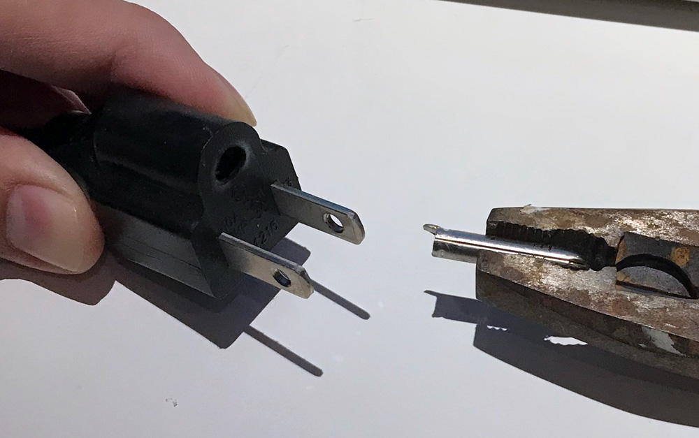低音炮不响还有电流声？新手小白遇到的家庭影院问题手把手教学