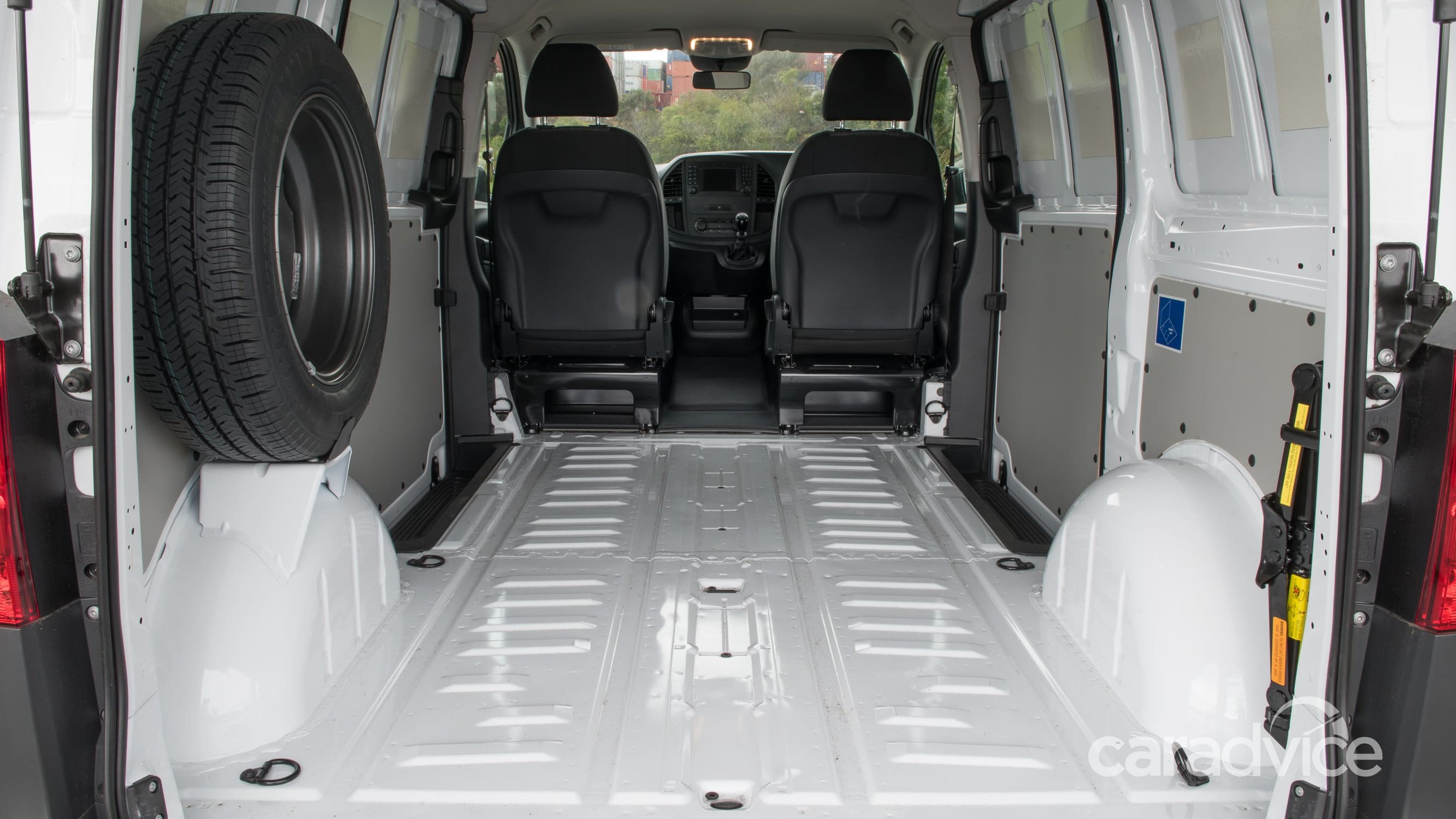 「全民疯车」到底实用吗？2018款奔驰Vito 111 CDI澳洲上市