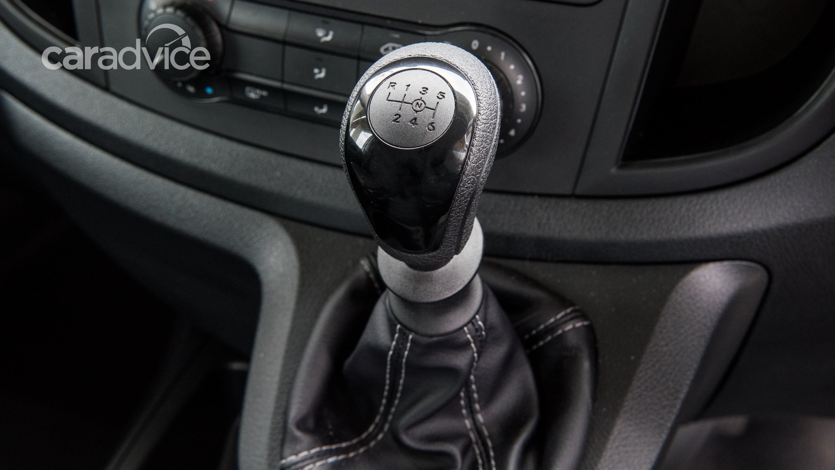 「全民疯车」到底实用吗？2018款奔驰Vito 111 CDI澳洲上市