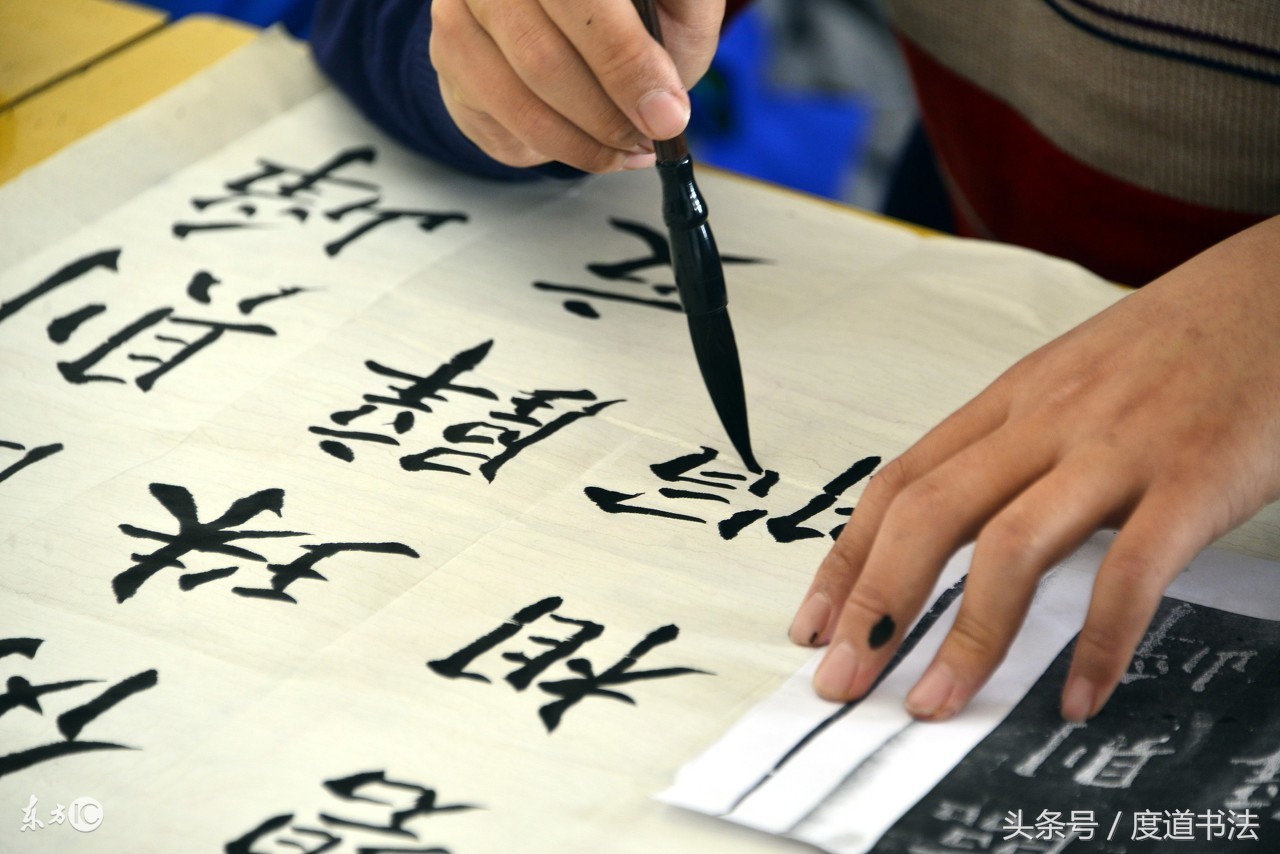 想把字写好，不知道学毛笔还是硬笔，这篇文章里面有你想要的答案