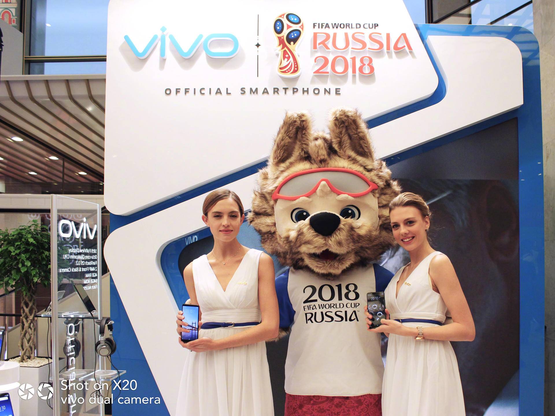 体育\x20新闻(vivo X20现身克里姆林宫，锁定2018FIFA俄罗斯世界杯官方用机)