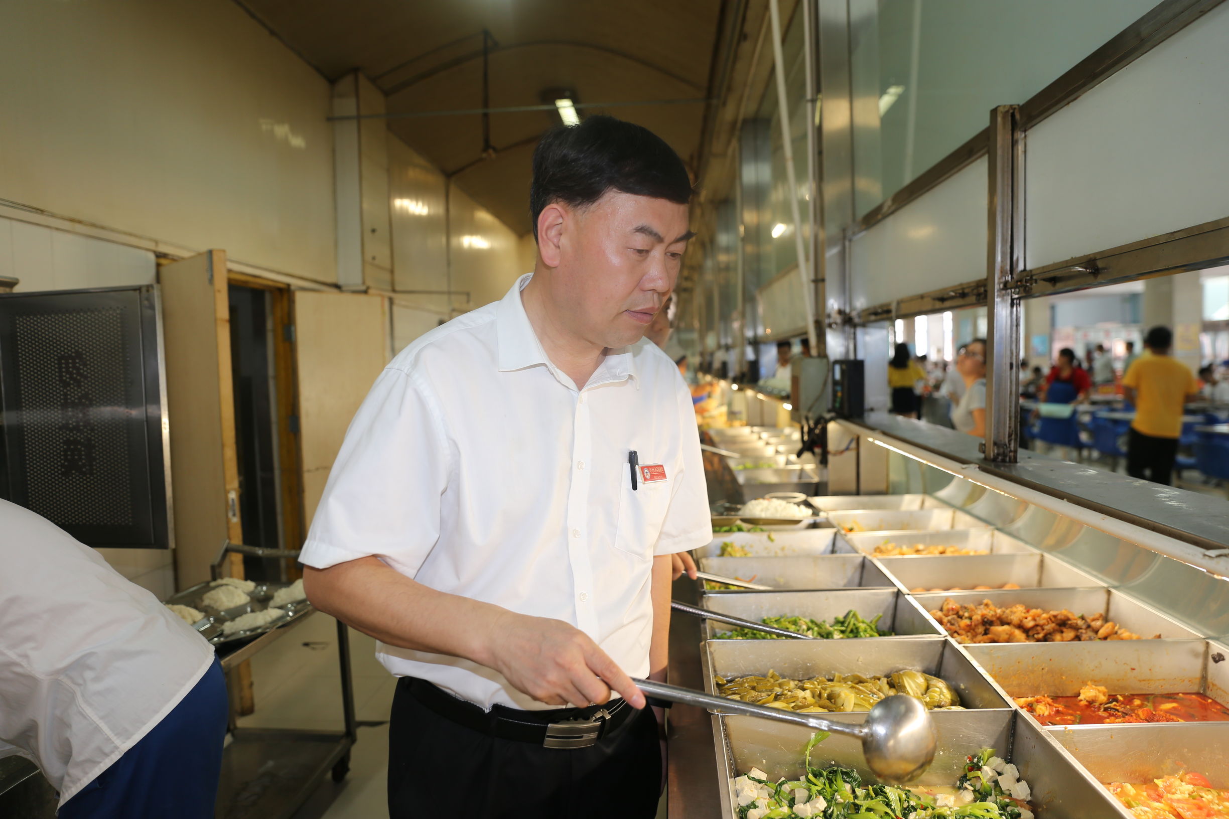 他们凭啥被称为郑大“最美后勤人”？来看看他们的故事！