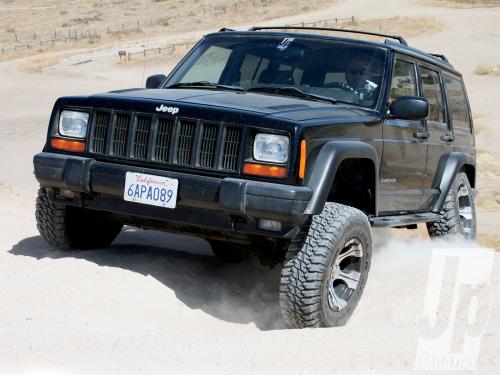 非典型性JEEP，吉普家族的另类年轻派，帅帅的「指南者」