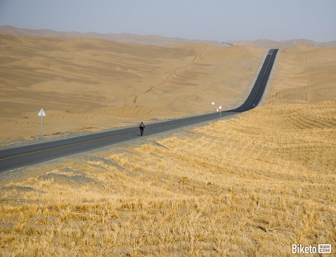 骑葩说丨探秘522KM最美公路 塔克拉玛干沙漠骑行之旅（Day2）