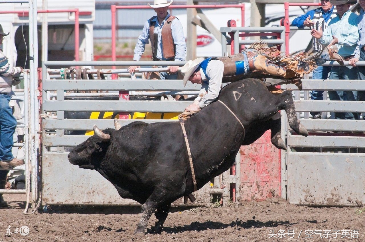 别人跟你说Break a leg时，千万别生气，要说谢谢！学点英语俚语