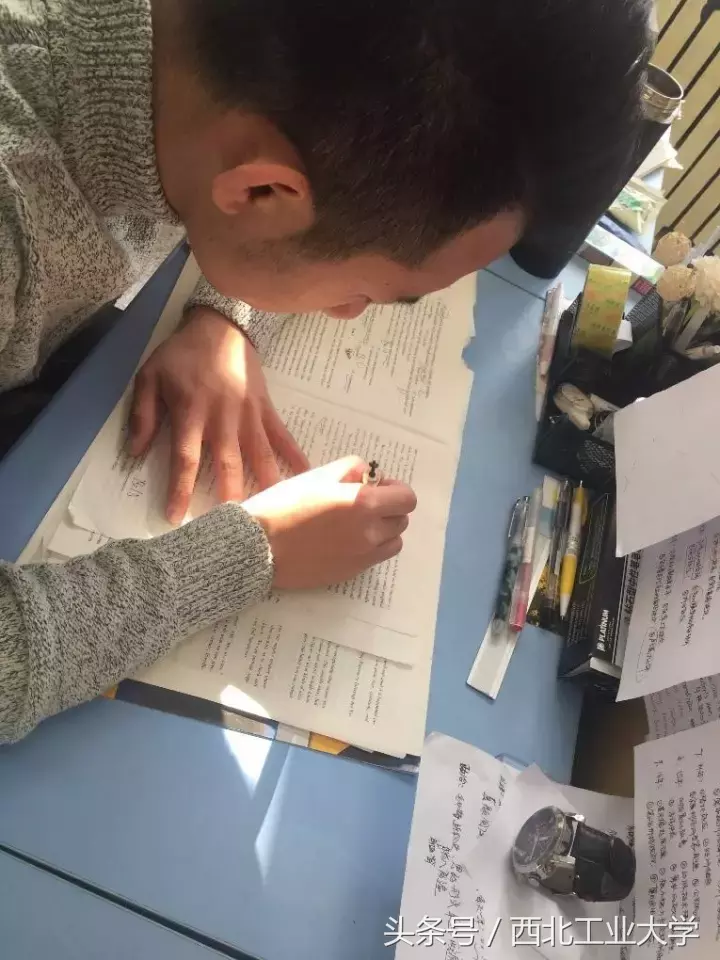 纪实丨西工大考研人的一天