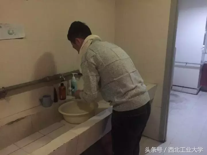 纪实丨西工大考研人的一天