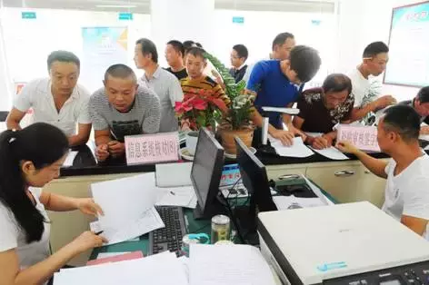 農(nóng)民個(gè)人可以申請(qǐng)農(nóng)機(jī)補(bǔ)貼嗎？能補(bǔ)多少？怎么辦理？