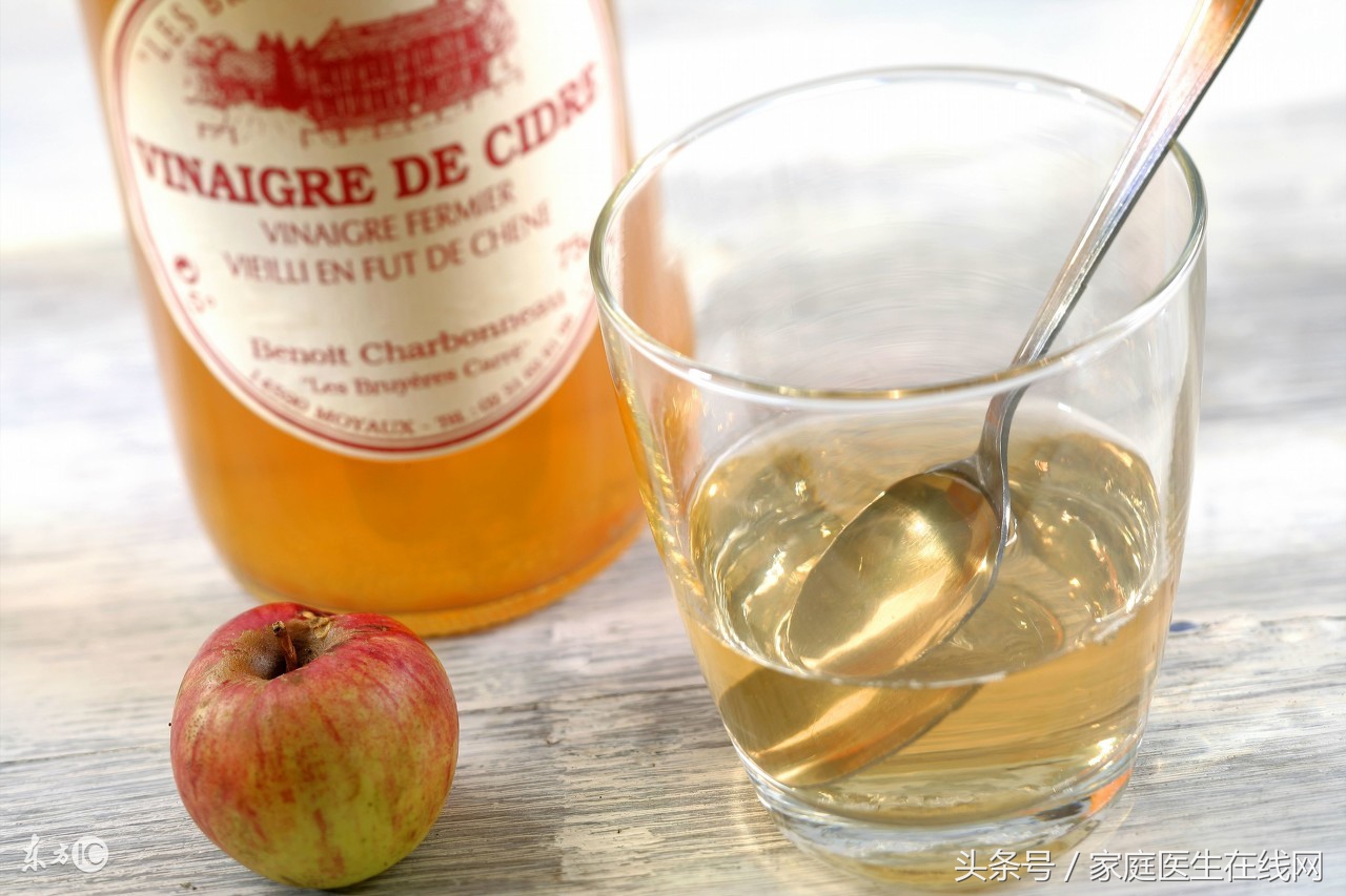 夏天喝苹果醋有什么好处，正宗苹果醋的作用和好处