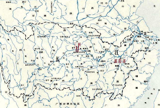 我国第一大淡水湖鄱阳湖，其面积最大和最小时相差80余倍