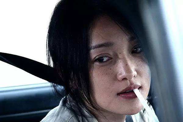 女神周迅最好的3部电影，她让你知道什么是“不疯魔，不成活”