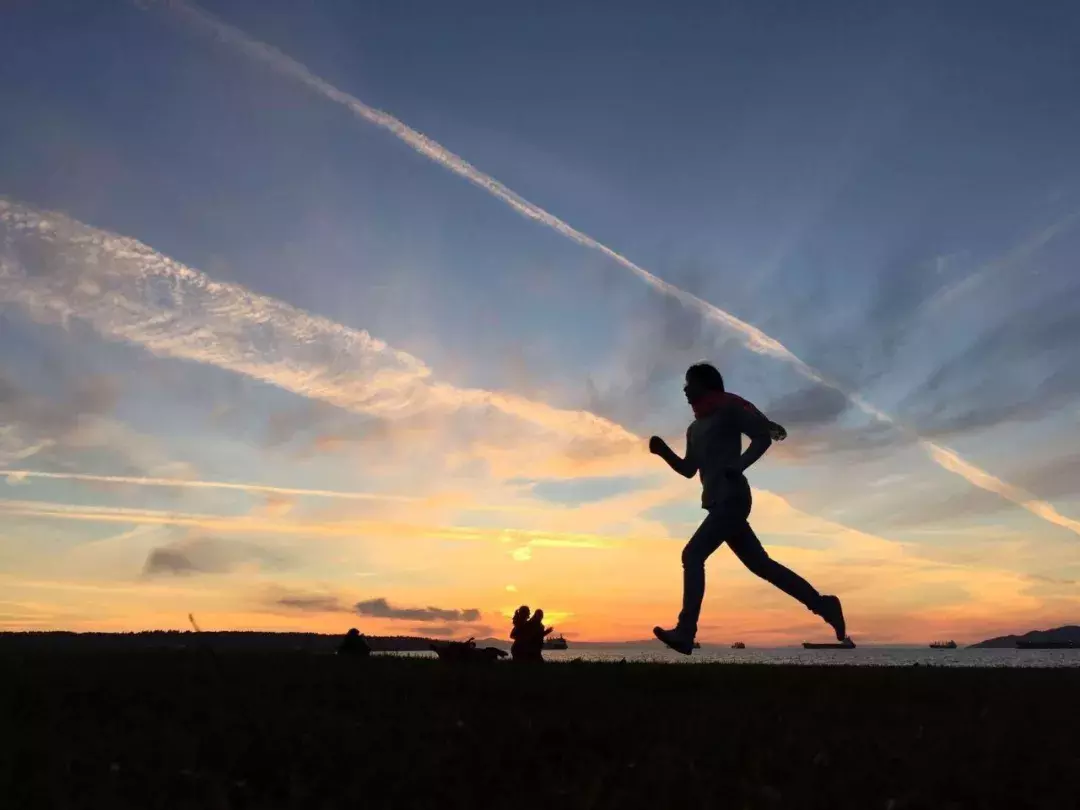 抖音最火走心跨年的说说关于跑步 _晶羽文学网