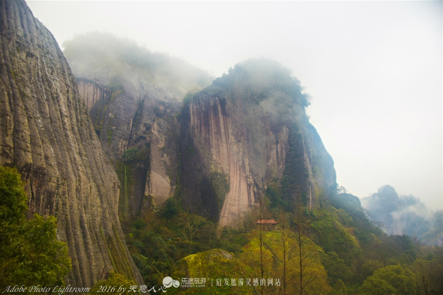 天游峰，烟雨飘渺游武夷