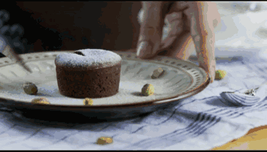 巧克力熔岩蛋糕,巧克力熔岩蛋糕做法