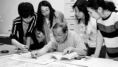 这18人入选清华首批文科资深教授！他们有多牛？