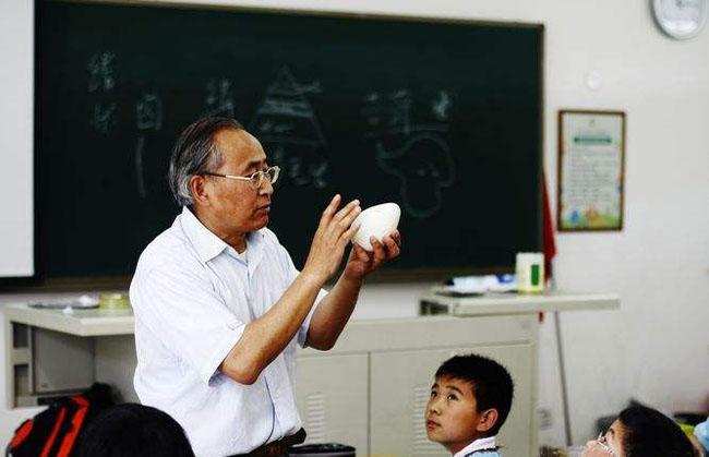 校园(109)｜小学三年级优秀作文，把课堂过程写下来老师给了满分