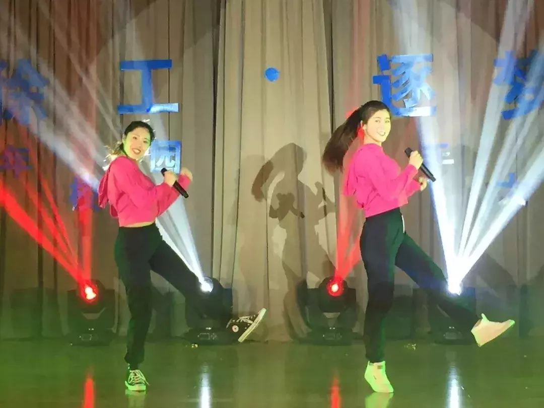 成为技能大师的机会来了！徐工技师学院2018年开始招生啦！