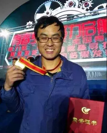 成为技能大师的机会来了！徐工技师学院2018年开始招生啦！