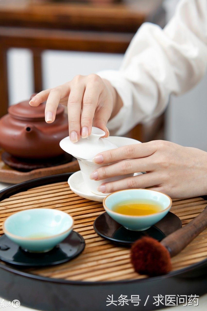 茯苓泡茶的14种方法，健脾生津、运湿止利、运脾止呕、益气固表