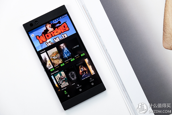 为信仰解毒：Razer Phone 雷蛇手机