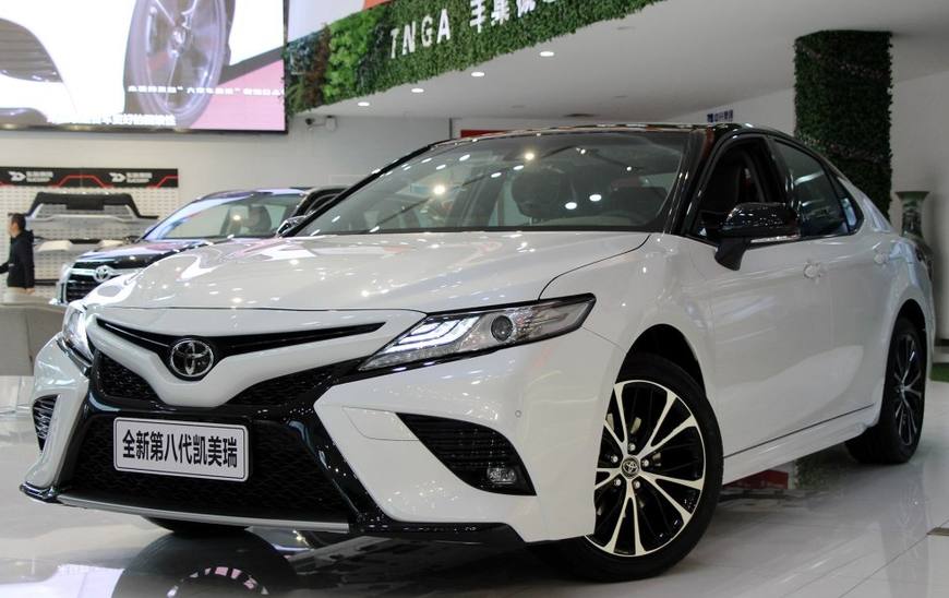 20万预算：顶配奥迪A3和中低配凯美瑞应该怎么选