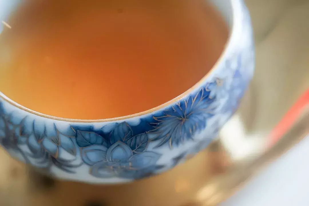 选杯子就像选对象,看顺眼了喝水也比较甜