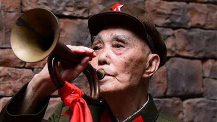 冲锋号军号(军号冲锋号铃声下载)