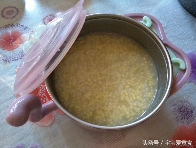 婴儿拉肚子吃什么辅食（宝宝腹泻咋办）