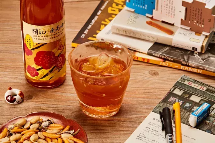 选杯子就像选对象,看顺眼了喝水也比较甜