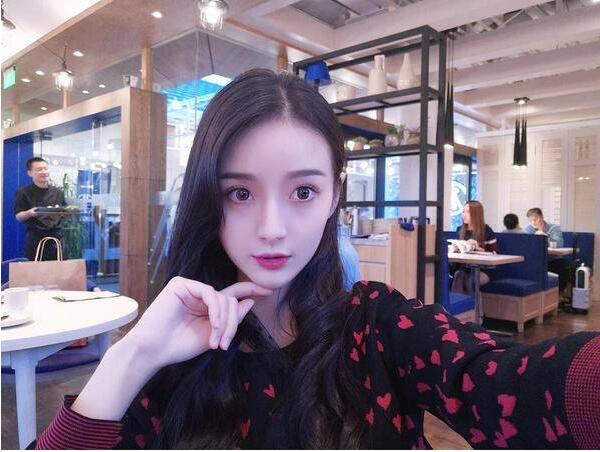 奇幻喜剧电影《变身萌妹》男人变为女人之后会怎样