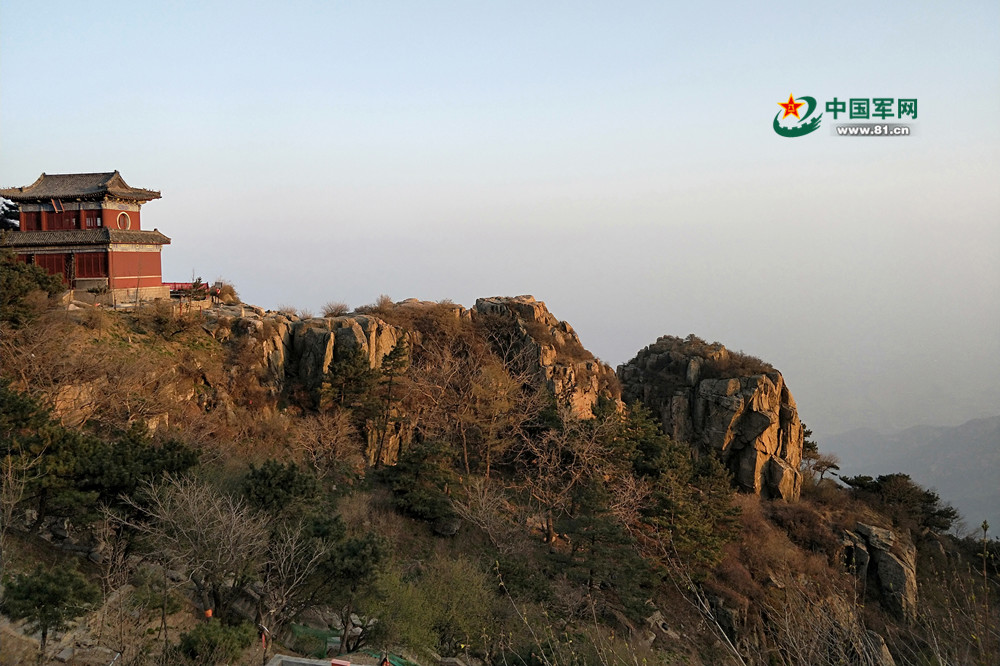 登临泰山，感悟生命中的变与不变