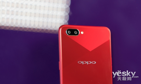 oppov5参数配置（分享1款oppo手机的参数详情）