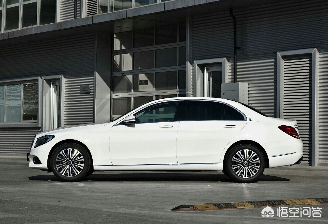 奔驰c200l和宝马325li哪个好_宝马320好还是奔驰c200好 - 阜阳汽车网