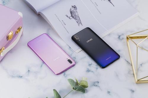 vivo Y97双色图赏：颜值在线，拍照实力可圈可点