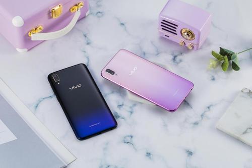 vivo Y97双色图赏：颜值在线，拍照实力可圈可点