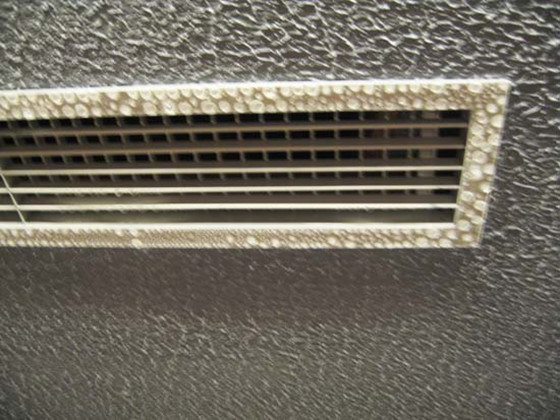 大夏天的中央空調漏水了咋辦？三個小妙招讓你立馬解決難題！