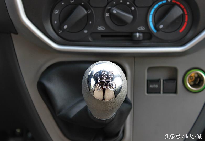 4万元级别！空间最大的面包车，或许就是他了！