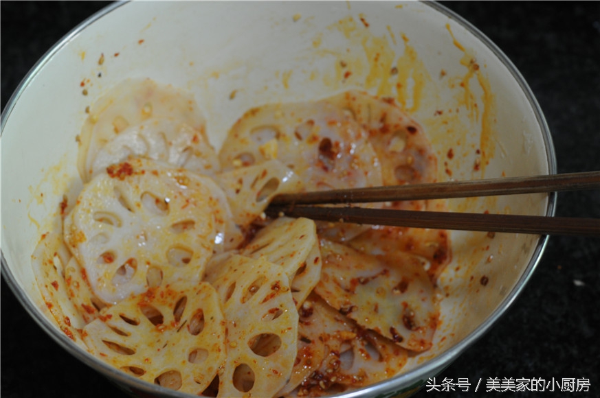 紅油蓮藕,紅油蓮藕制作方法竅門
