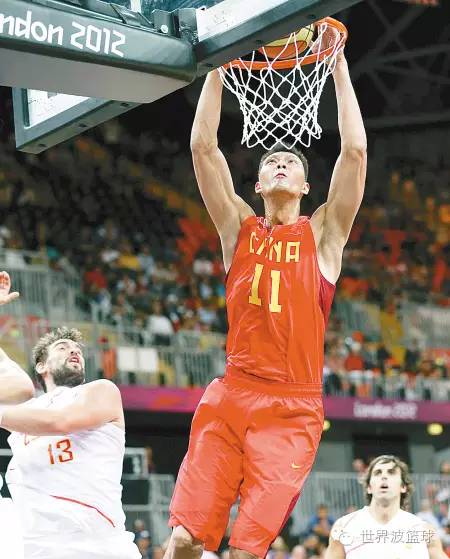 易帝 为什么不能打nba(易帝重返NBA，我们都欠当年的“莲妹”一个道歉)