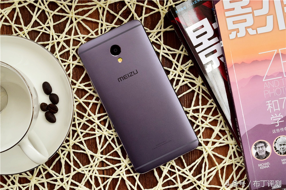 旗舰工艺,千元价格:魅蓝e全面体验评测!