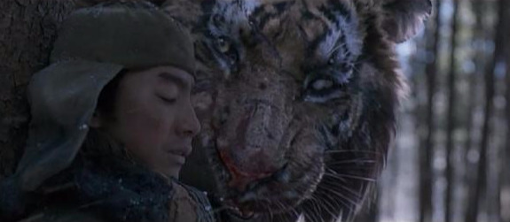 韩国电影《大虎》的人虎变态情节