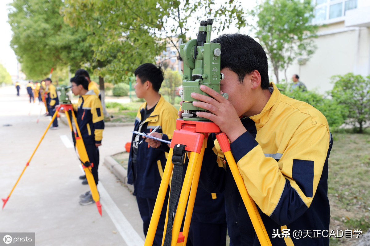 建筑老师傅手把手教你学会全站仪测量方法及坐标计算