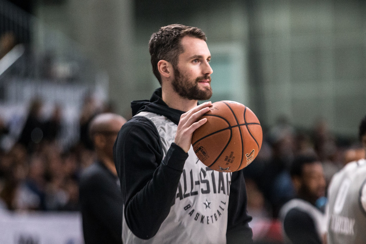 kevin love(NBA球员“爱神”Kevin Love，外表帅气的万人迷)