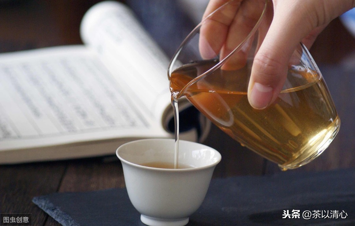 人生犹如普洱茶，每一道都有不同的味道