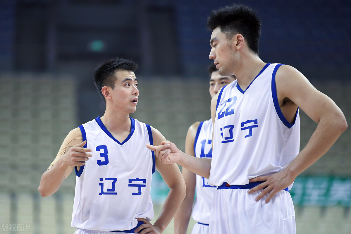 为什么有人会看cba(CBA远比不上NBA，咋还有这么多人关注？资深球迷告诉你真相)