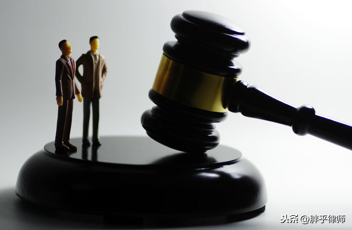 怎样会构成诬告陷害罪，与诽谤罪有何不同又是怎样量刑的？