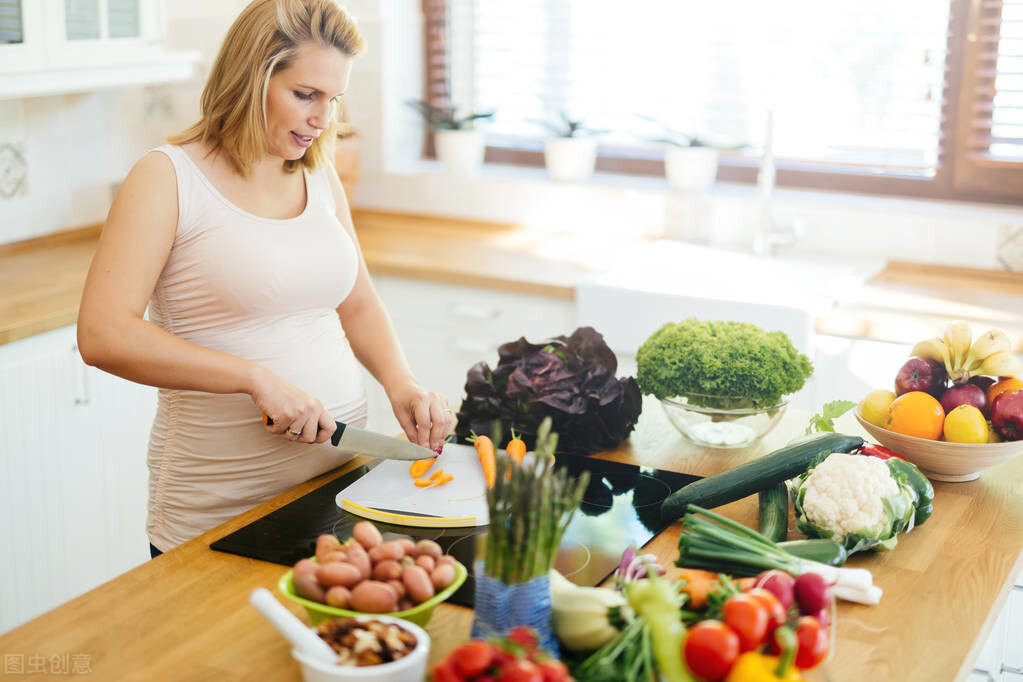 孕妇吃哪些东西有营养（孕期补充营养要多吃这5种食物）
